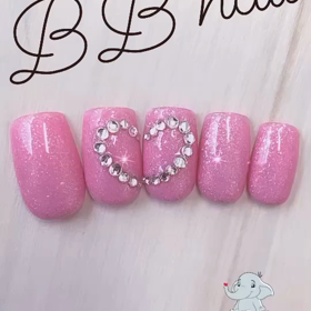 ゆめかわネイルの画像