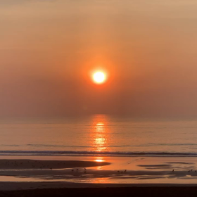 8月15日千葉北、東浪見の朝の波の画像
