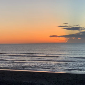 7月26日千葉北、東浪見の朝の波の画像