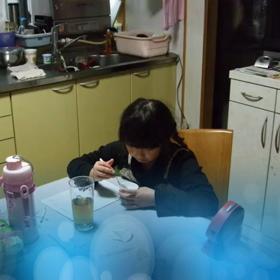 さえりんの❤️お❗オ❗お出かけその前に❗食べる❗食べるよ❗食べるすぎ❗さえりんの画像