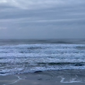 3月19日千葉北、東浪見の朝の波の画像