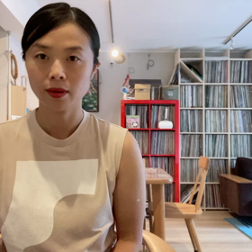 白髪は老いの証の画像