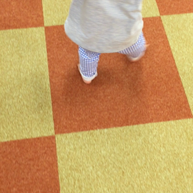 肉を両手にの画像