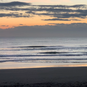 11月30日千葉北、東浪見の朝の波の画像