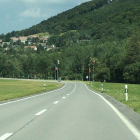 スイスからリヒテンシュタインの国境動画(^O^)の画像