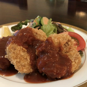 #紅亭 １１月１９日(火曜日)の#おまかせランチ は#ヒレカツ または#メンチカツ です...の画像