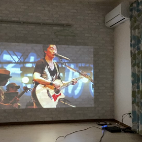 夜風にあたりながらの癒しの時間の画像