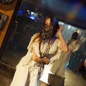 クリスマスベリーダンスショーの画像