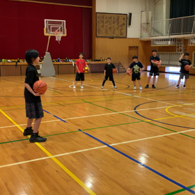 緊急事態宣言の画像