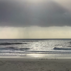 8月10日千葉北、東浪見の朝の波の画像