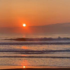4月3日千葉北、東浪見の朝の波の画像