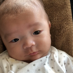 生後68日目　挨拶をする息子の画像