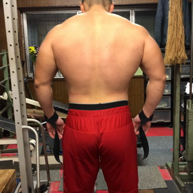 恒例西井君の背中の画像