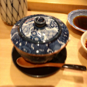宝石箱のようなイクラ丼の画像