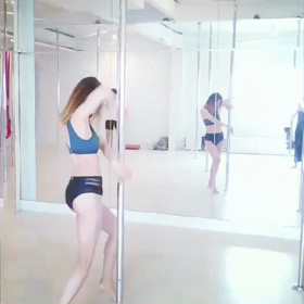 ポールダンス Level2 振り 中目黒スタジオの画像