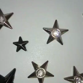 ラインストーン埋め込みスタースタッズ使用・星スタッズバッグ・Mの画像