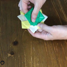 子どもたちに大人気のお土産 花コマの画像