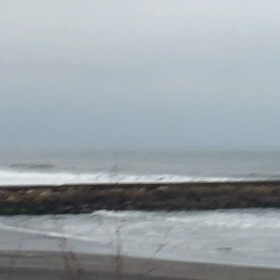 12月1日千葉北、東浪見の朝の波の画像