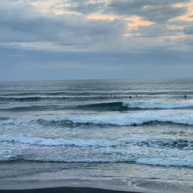 1月29日千葉北、東浪見の朝の波の画像