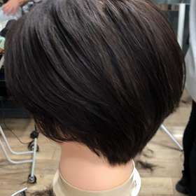 どの角度から見てもバランスのよいヘ アスタイルはこれで決まり！！の画像