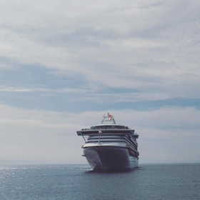 鹿児島にくる  世界からの船の画像