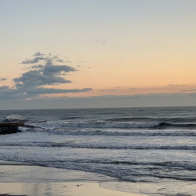 12月3日千葉北、東浪見の朝の波の画像