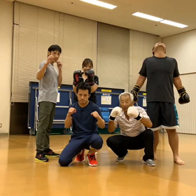 カミナリが鳴っても、雨が降っても、『パンチ DE フィット！』の画像