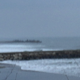 4月3日千葉北、東浪見の朝の波の画像