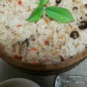 今日はキノコ炊き込みご飯。の画像