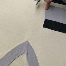 セーターの黄変の画像