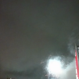 去年の一番の思いでです。起業祭の花火の画像