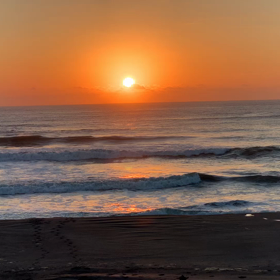 9月27日千葉北、東浪見の朝の波の画像