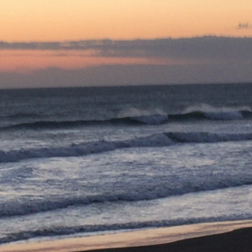 1月29日千葉北、東浪見の朝の波の画像