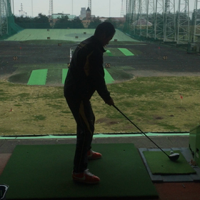 久しぶりにゴルフ練習。の画像