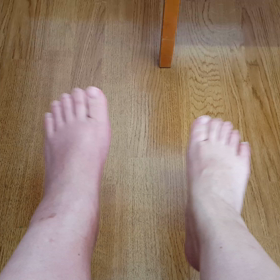 足首回しの画像