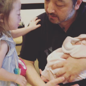 minokaの人生で一番小さい女の子との初対面！の画像