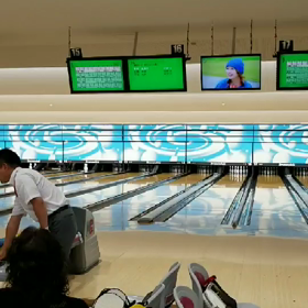 6/30 ボーリングでストライクの画像