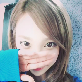 ざわちんポーズの画像