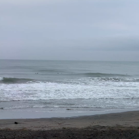 4月16日千葉北、東浪見の朝の波の画像