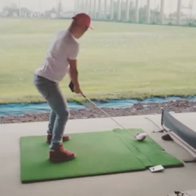 サーフィンよりゴルフの画像