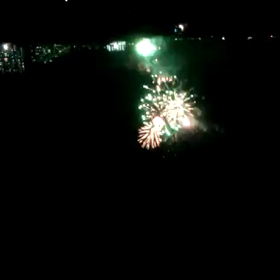 お父さんひとりぼっちの花火大会wwの画像