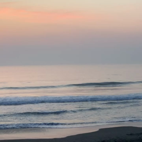 3月27日千葉北、東浪見の朝の波の画像