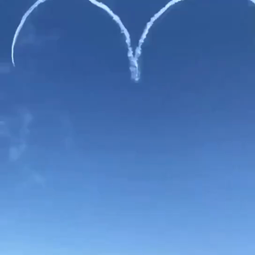 素敵な週末を…✈️❤️の画像