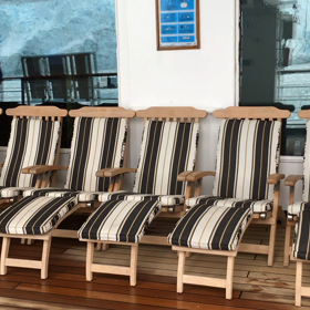 アラスカクルーズ アムステルダム号と氷河の画像