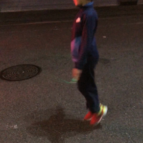 二重跳びの画像