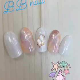 大人シェルネイルの画像