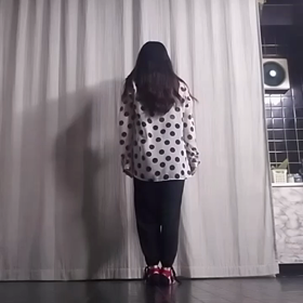 セビジャーナスつなぎの画像