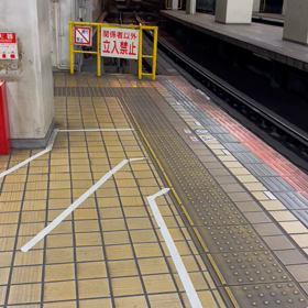 急行電車の画像