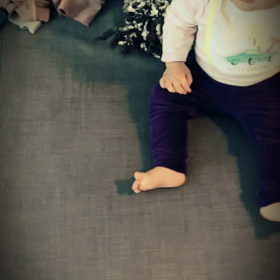 ソファから降りるの画像