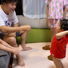 パパとじゃんけんで盛り上がる！の画像